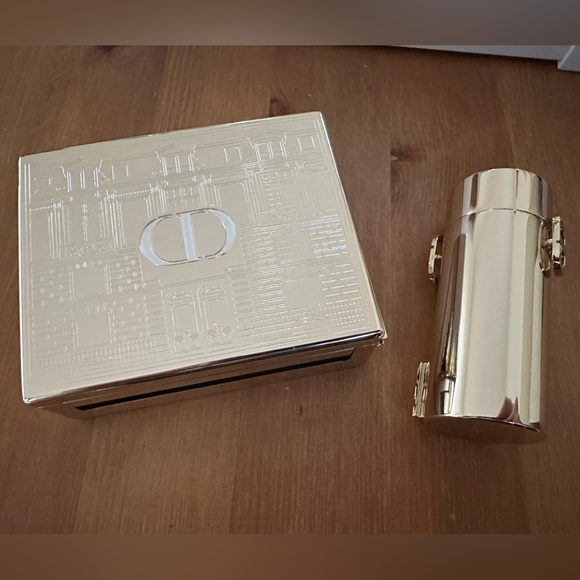 DIOR Rouge Dior Minaudiere - The Atelier of Dreams Limited Edition Clutch Bag - Picture 8 of 14